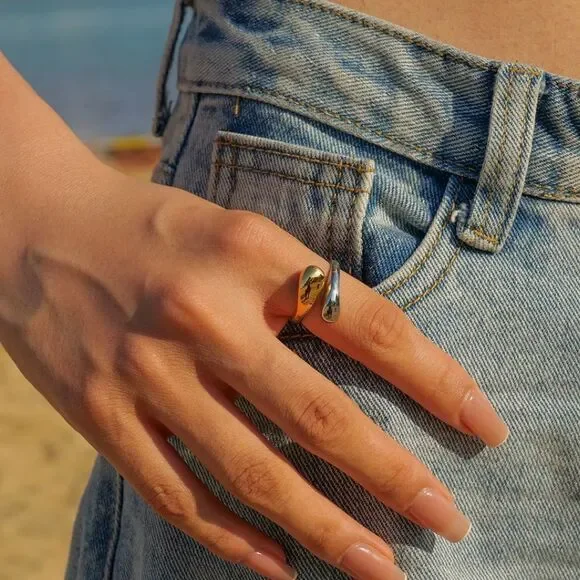 Samantha 18K Gold-Plated Adjustable Ring Retail $58.00 - Picture 6 of 9